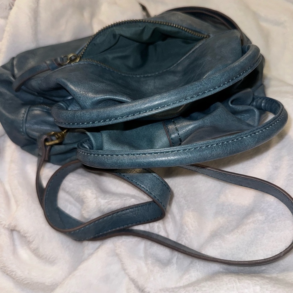 Time and Tru Cross body/handbag. - Picture 13 of 15